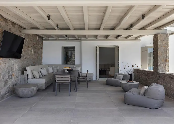 Blue Rock * Καλό Λιβάδι